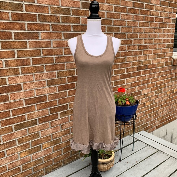 XS Banana Republic Khaki Dress Ruffle Hemline - Picture 1 of 8
